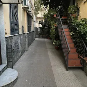 https://capodichino-apartment-127-20.hotels-amalfi.com